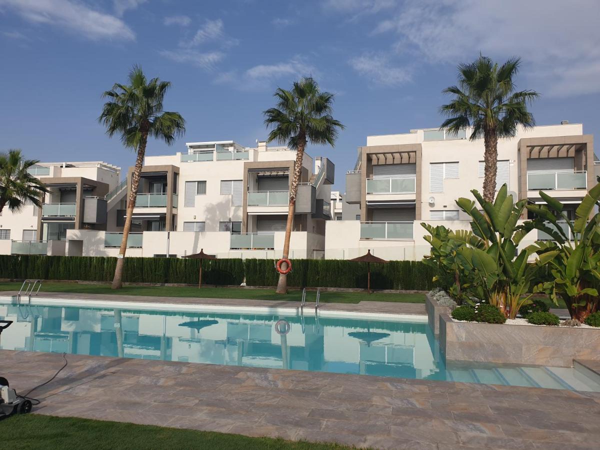 El Mirador Amelie Ground Floor Apartment In Torrevieja Punta Prima Wifi Pool And Close To Beach And Golf Exteriér fotografie