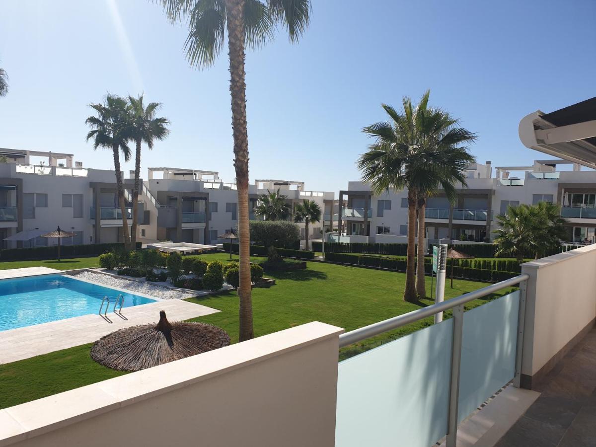 El Mirador Amelie Ground Floor Apartment In Torrevieja Punta Prima Wifi Pool And Close To Beach And Golf Exteriér fotografie